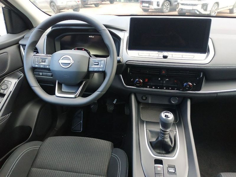 Nissan Qashqai 1.3mHEV,2WD, MT, Acenta, SKLAD - fotka 13 z 26