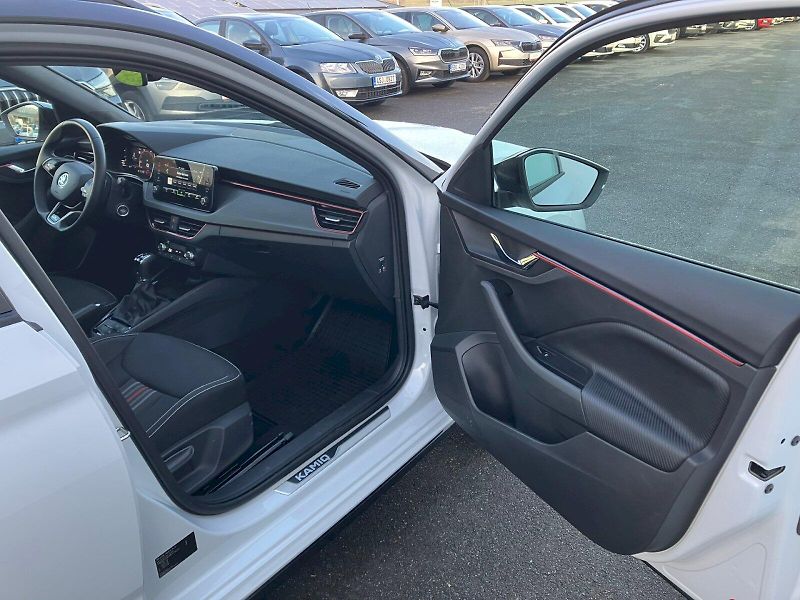 Škoda Kamiq (2025) MONTE CARLO TSI 85/1.0 A7F - fotka 19 z 38