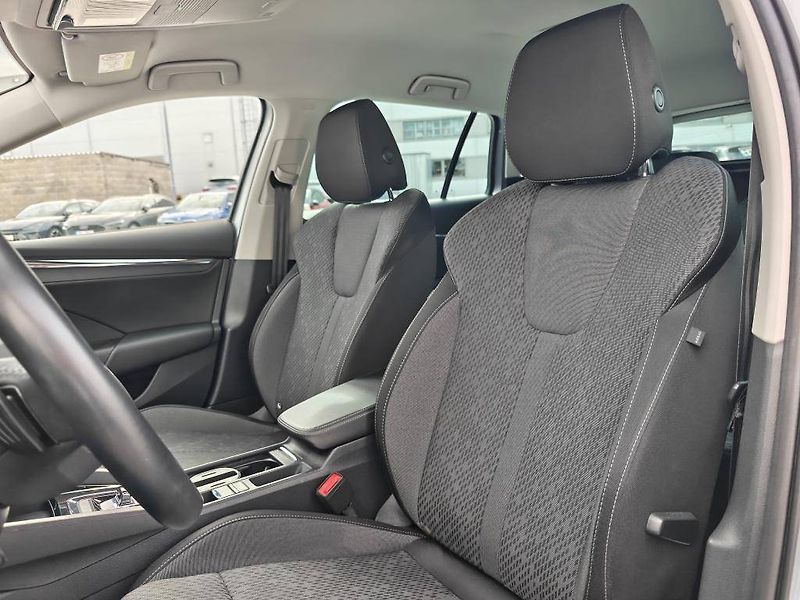 Škoda Octavia Style 7DSG 1,5TSI - fotka 6 z 23