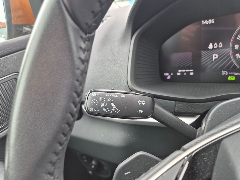 Škoda Karoq 1,5 TSI DSG 110kW Fresh - fotka 12 z 21
