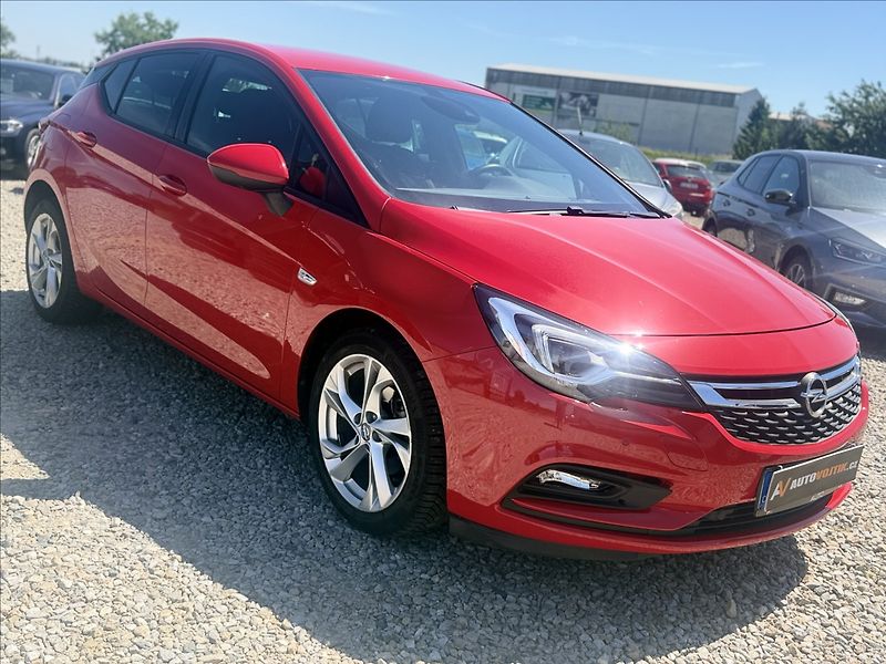 Opel Astra 1,4 + TURBO 110kW 48tKm! - fotka 3 z 33