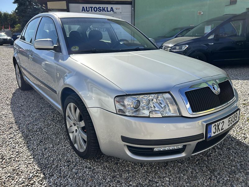 Škoda Superb (2006) 1.9 TDi 96 KW  - fotka 1 z 18