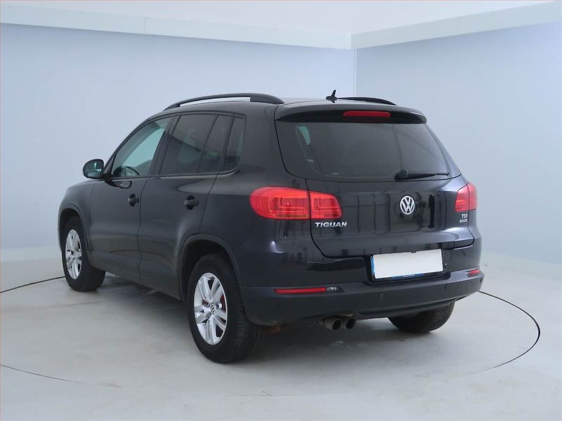 Volkswagen Tiguan (2014) 2.0 TDI, Serv.kniha, Tempomat - fotka 4 z 17