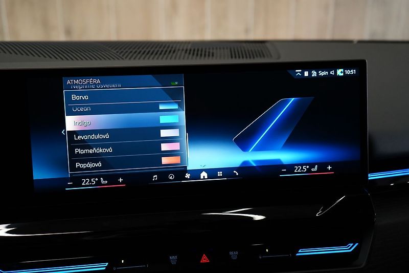 BMW Řada 5 540d xDrive, M Pro, Ventilace - fotka 35 z 46