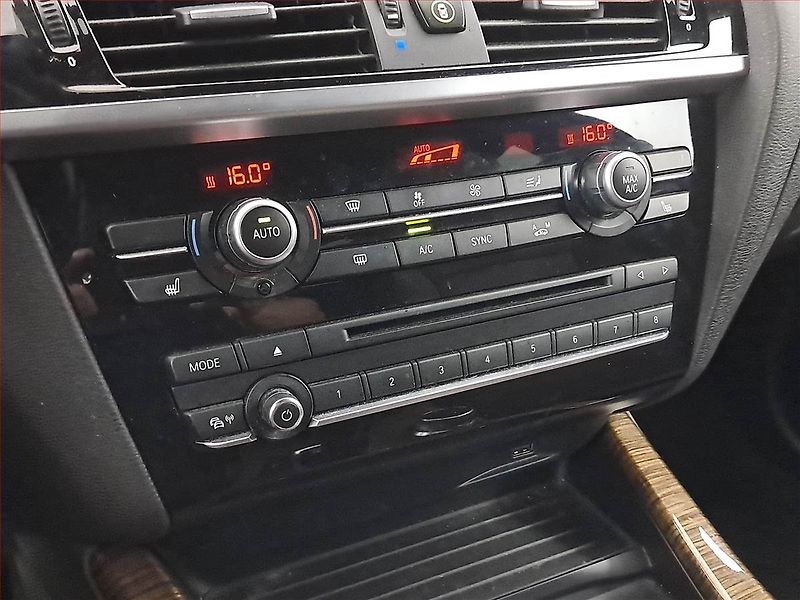 BMW X4 (2016) xDrive30d, 4X4, Automat - fotka 18 z 21