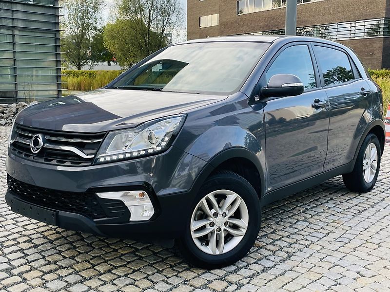 SsangYong Korando 2.0i MAN 1.MAJ SERVISKA TAŽNÉ - fotka 2 z 41
