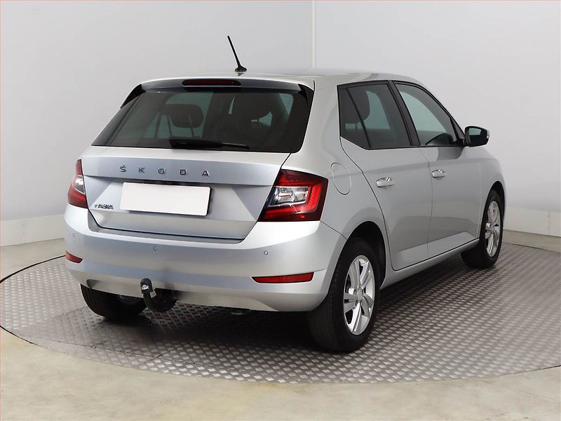 Škoda Fabia (2020) Style 1.0 TSI, Serv.kniha - fotka 5 z 14