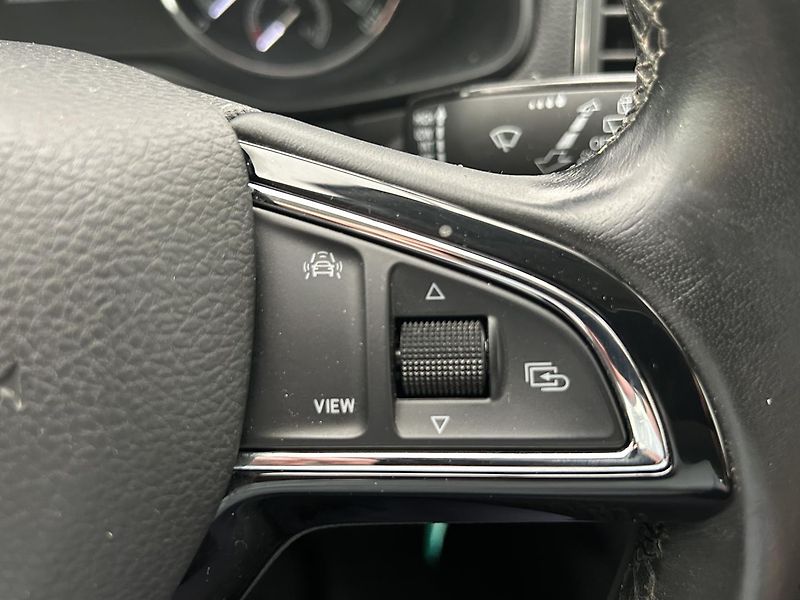 Škoda Karoq 1.5 TSI Ambition - fotka 17 z 25