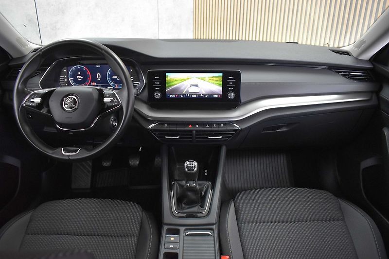 Škoda Octavia 2.0 TDI 110kW AMBITION+*ČR 1.M - fotka 7 z 38