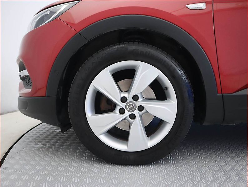 Opel Grandland X (2018) Elegance 1.2 Turbo, Automat - fotka 15 z 24