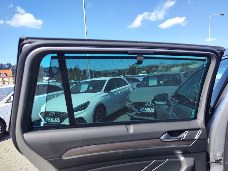 Volkswagen Passat 2.0 TDi/147 Alltrack DSG ČR - fotka 14 z 37