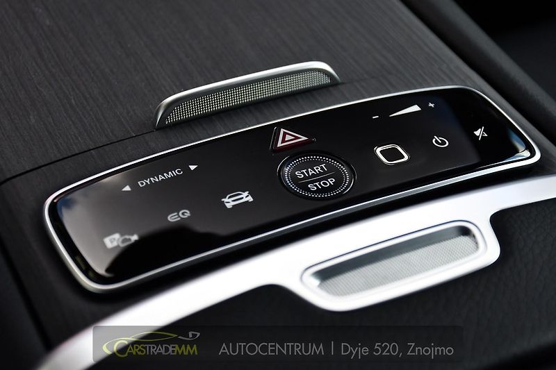 Mercedes-Benz EQE 500 4M PANOR HYPERSCREEN - fotka 38 z 62