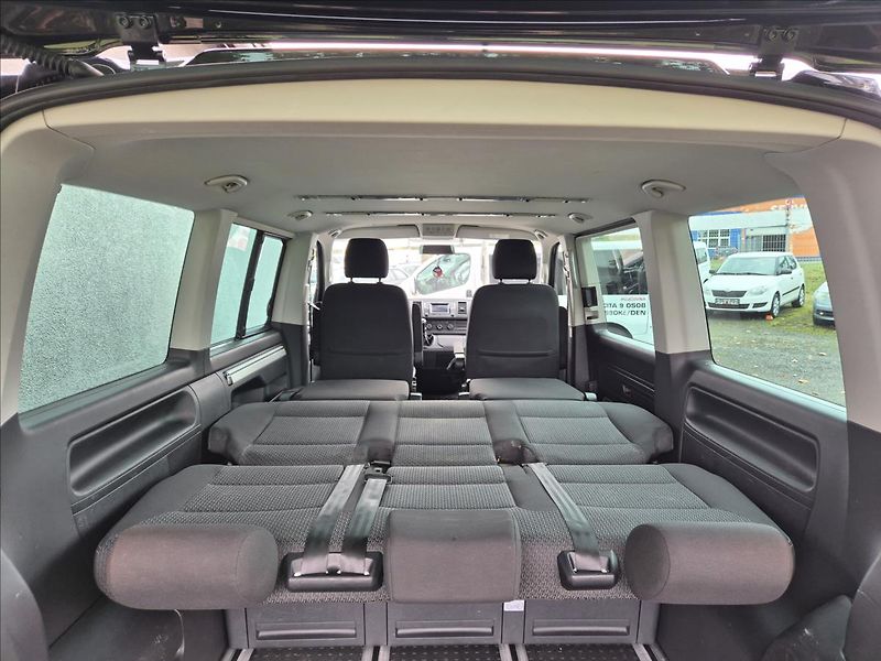 Volkswagen Multivan 2,0 TDI 7 Míst Tempomat DPH!! - fotka 23 z 31