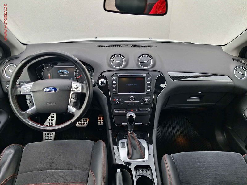 Ford Mondeo (2012) 2.0 TDCi, Titanium S, AT - fotka 8 z 20