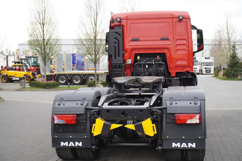 MAN TGS (2022) 26.430 tractor unit / 6x4/ PTO - fotka 4 z 24