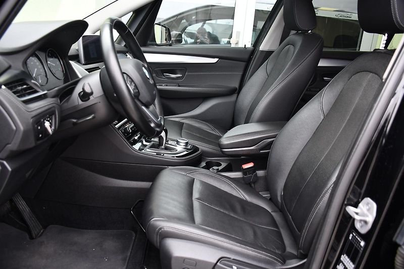 BMW Řada 2 216D GRAN TOURER 1M ČR - fotka 10 z 36