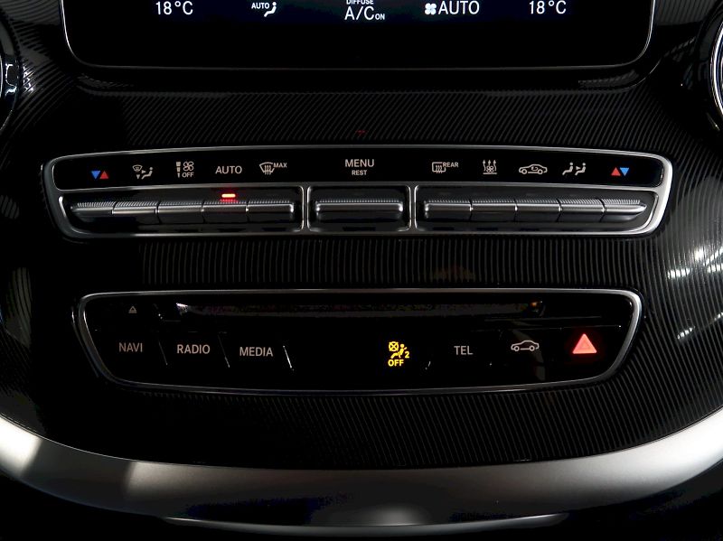 Mercedes-Benz Třídy V (2020) 300d L EXCLUSIVE WEBASTO BURME - fotka 28 z 39