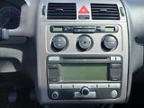 Volkswagen Touran 1.9 TDI, United, 6 rychl. - náhled 21