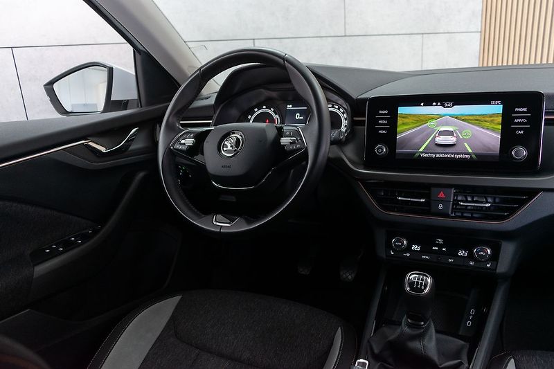 Škoda Scala 1.0 TSI STYLE PLUS*DPH*ČR* - fotka 8 z 39