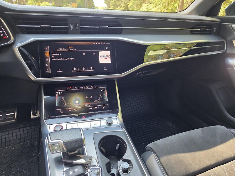 Audi S6 (2021) - fotka 12 z 39