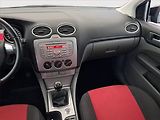 Ford Focus (2009) 1.6 i, nová STK, zamluveno - náhled 8
