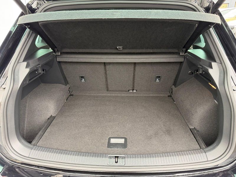 Volkswagen Tiguan (2021) 1.5 TSI 110kW United - fotka 33 z 35