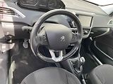 Peugeot 208 (2016) 1.2PT, Allure, navi, kamera - náhled 12