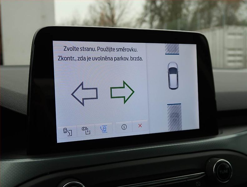 Ford Focus (2020) Edition 1.5 EcoBoost, Automat - fotka 17 z 18