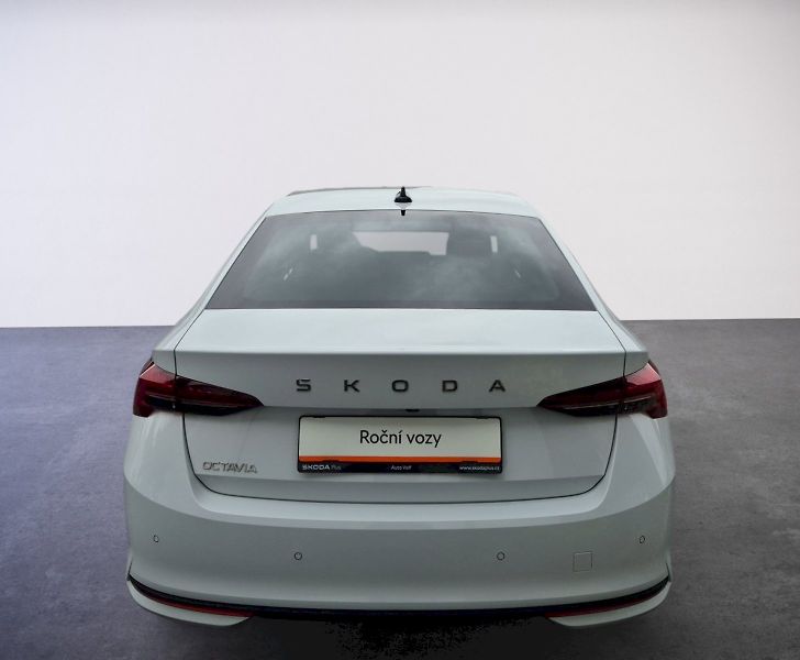 Škoda Octavia (2025) Top Selection 1.5TSi 110kW 6°m - fotka 9 z 30