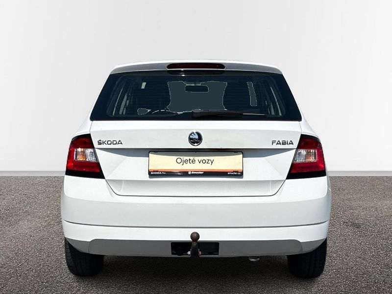 Škoda Fabia Ambition - fotka 17 z 21