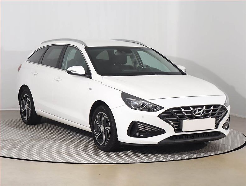 Hyundai i30 (2022) Family 1.5 T-GDI MHEV - fotografie inzerátu