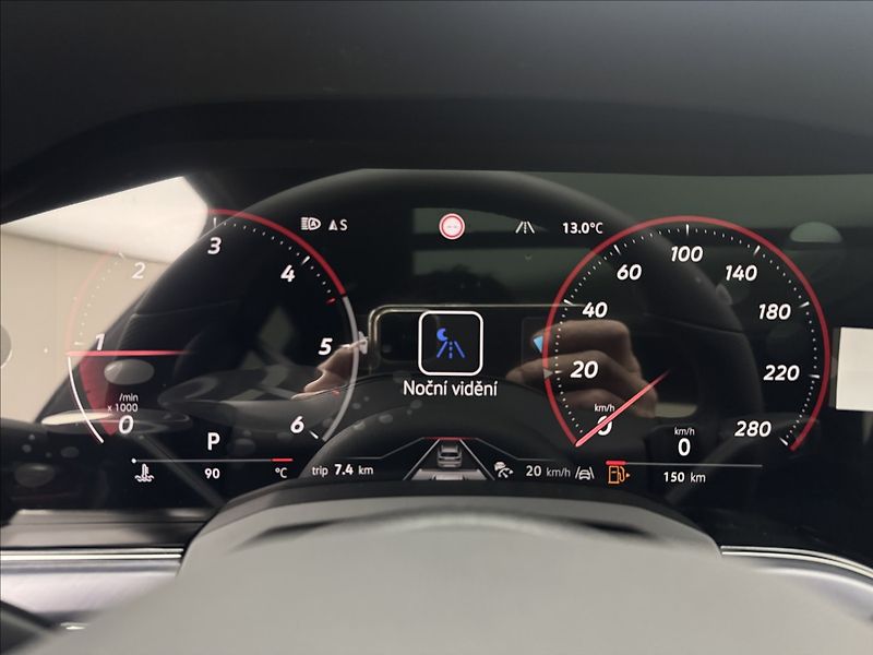 Volkswagen Touareg 3,0 HUD MASÁŽ NZTOP ČR ZÁRUKA - fotka 13 z 54