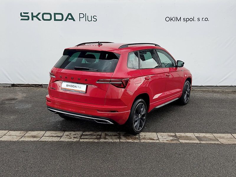 Škoda Karoq (2023) SportLine Plus 1,5 Tsi 110 Kw - fotka 2 z 35