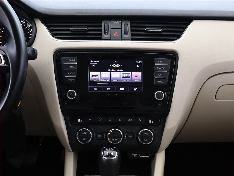 Škoda Octavia (2014) 1.8 TSI, 4X4, Automat - fotka 10 z 21