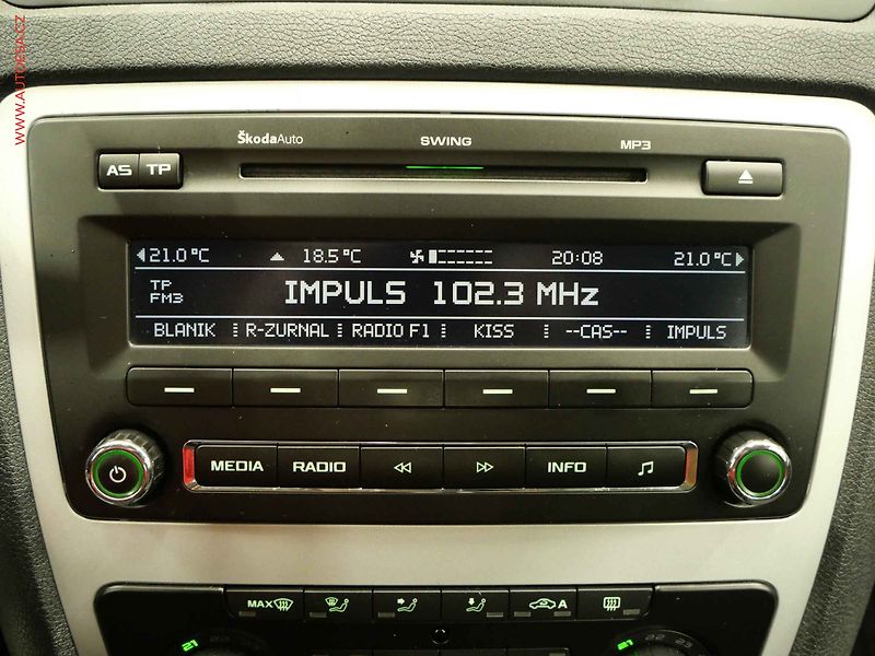 Škoda Octavia (2011) 1.4 TSI, AC, temp - fotka 17 z 22
