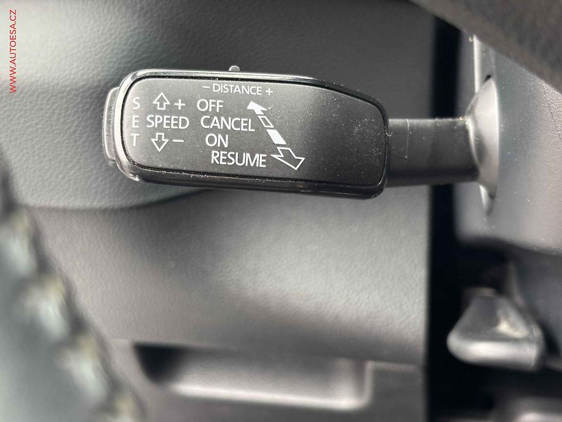 Škoda Karoq (2023) 1.5 TSi, Style, TZ, Webasto - fotka 13 z 18