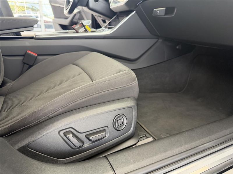 Audi A6 Avant 2,0 40TDI, Virtual, Quat - fotka 13 z 33