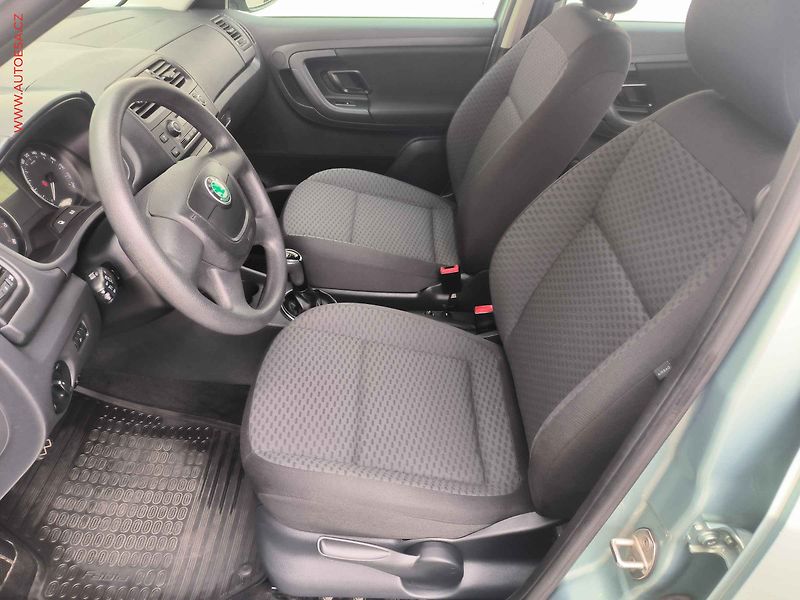 Škoda Fabia (2010) 1.2 TSi, Style, +kola - fotka 9 z 16