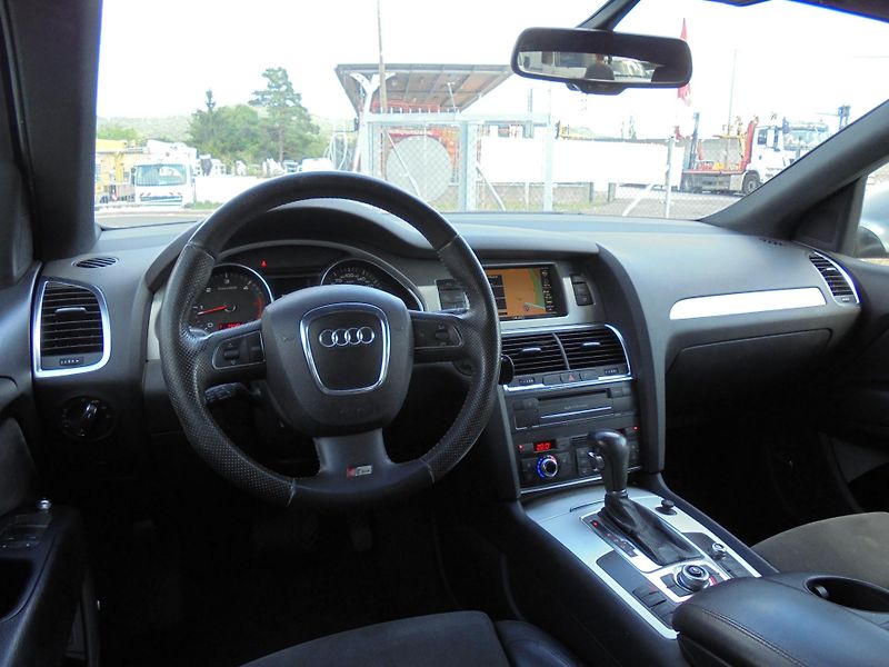 Audi Q7 (2010) 3.0 TDI S-LINE- 4x4- NAVI- DVD - fotka 8 z 12