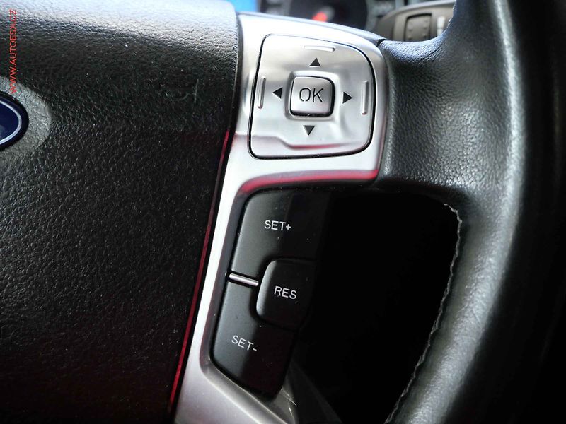 Ford Mondeo (2010) 2.0i, ČR, AT, xenon, autoAC - fotka 16 z 20
