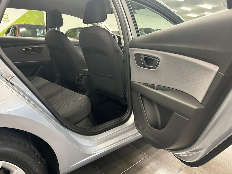 Seat Leon (2020) 1.5 TGI MAN 2020 | Záruka - fotka 23 z 47