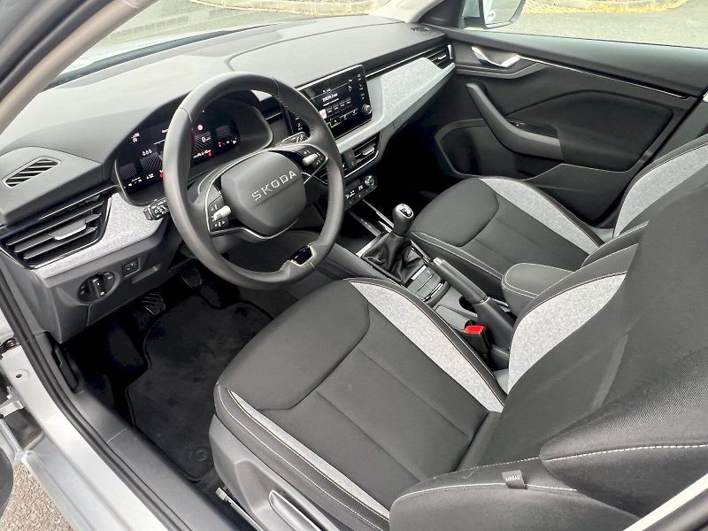 Škoda Scala (2025) Selection 1.0TSi 85kW 6°manuál - fotka 12 z 30