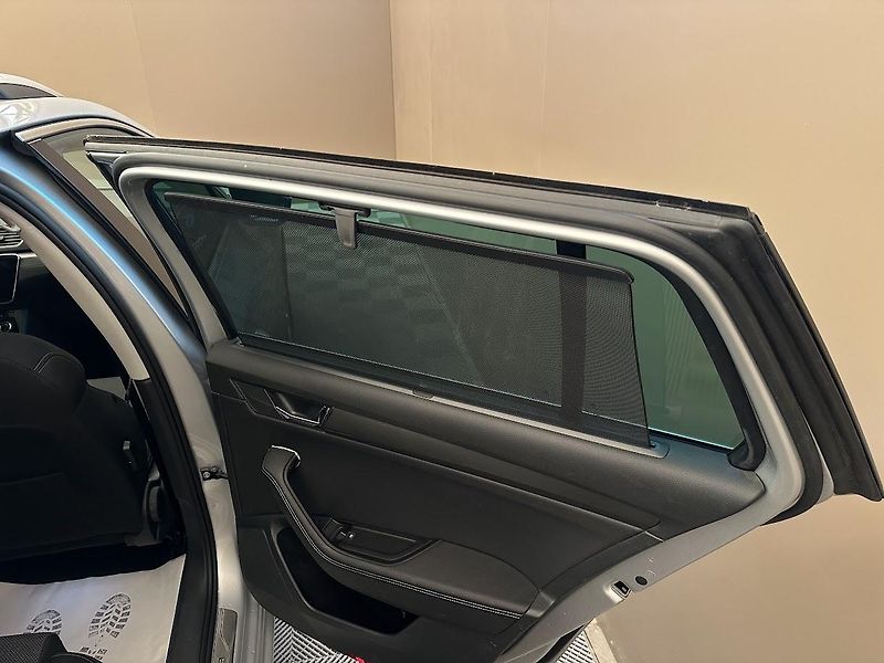 Škoda Superb (2022) 2.0 TDi Style DSG 110 kW - fotka 17 z 35