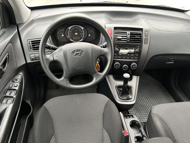 Hyundai Tucson 2.0 i CVVT 4x4 - fotka 5 z 21