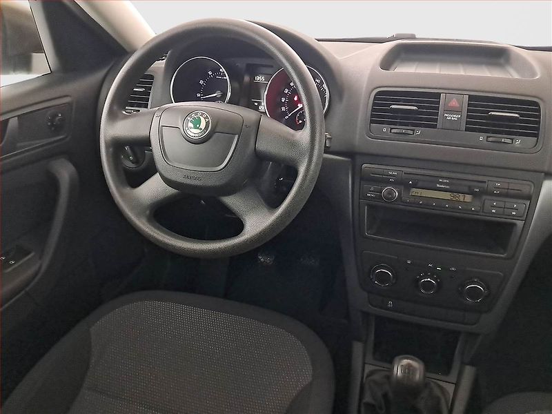 Škoda Yeti (2010) 1.4 TSI, Serv.kniha - fotka 7 z 13