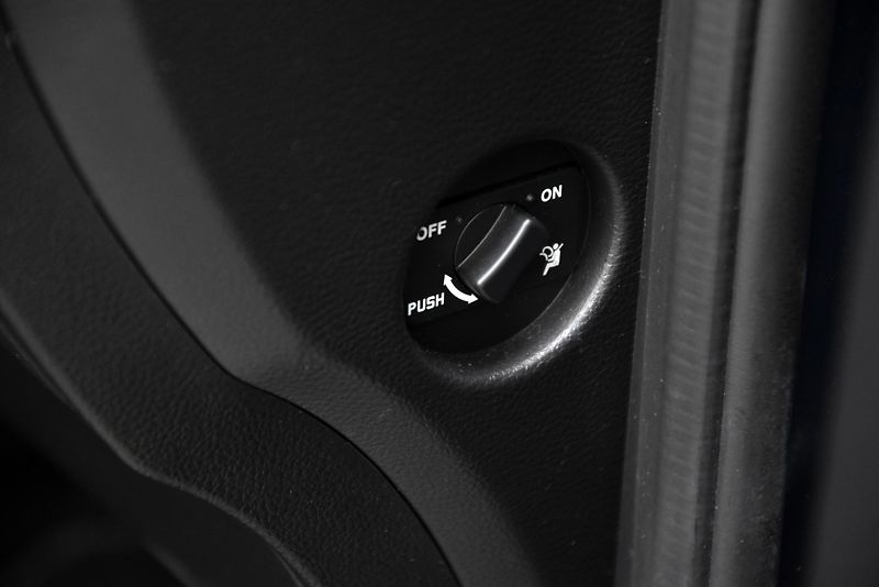 SsangYong Korando XDi 129 kW AWD A/T,KLIMA,TEMP - fotka 37 z 45