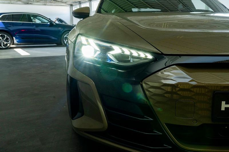 Audi Ostatní 350kW Laser HUD NightV ZÁRUKA - fotka 8 z 42