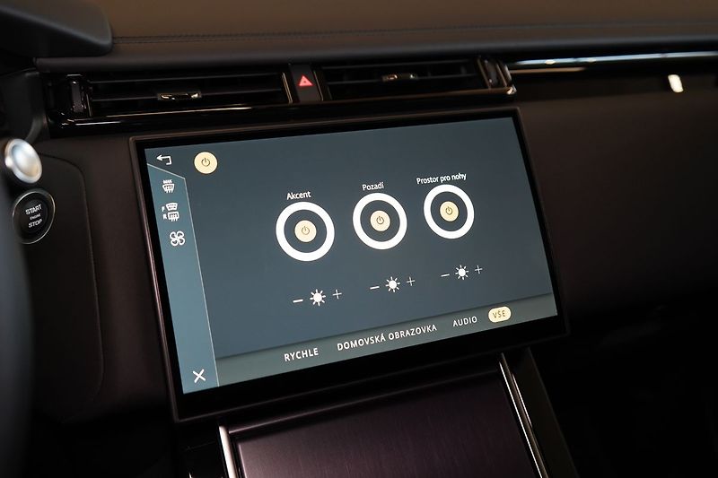 Land Rover Range Rover Velar D300 AWD Dynamic SE, Tážné - fotka 40 z 50
