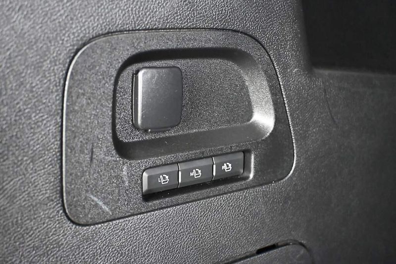 Ford S-MAX (2023) 2.5 LED ACC SONY FHEV DURATEC - fotka 25 z 39