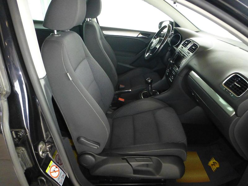 Volkswagen Golf (2009) 1,4I**DIGIKLIMA** - fotka 18 z 23